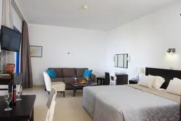Marismare Apartments