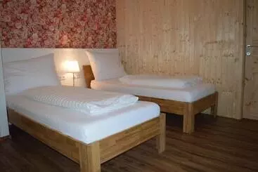 هتل B & B Gmeineck