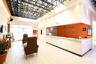 هتل Misión Express Aguascalientes Norte