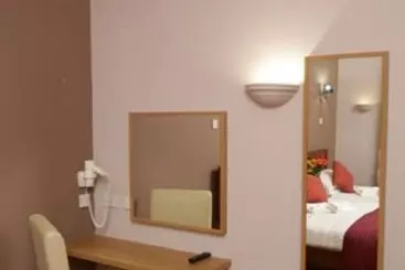 هتل Merchant City Inn