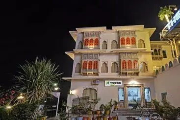 Bed and Breakfast Treebo Khakhri Haveli