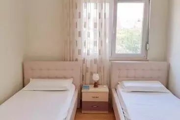 Pensionat Guest House Zadeja