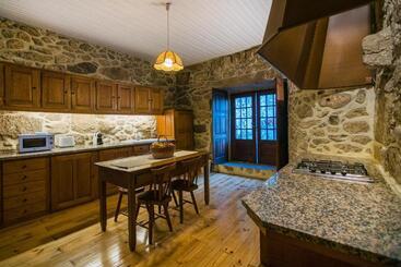 Отель Casas De Massinos