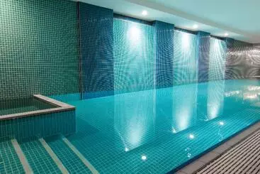 فندق Oaks Glenelg Plaza Pier Suites