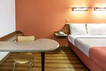 Motel 6dayton, Oh  Englewood