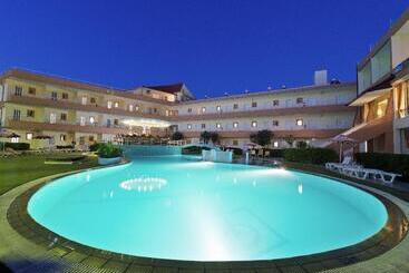 Bayside Hotel Katsaras