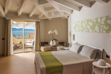 호텔 Cala Cuncheddi Vretreats