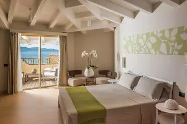 ホテル Cala Cuncheddi   Vretreats