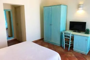 Lh Pedraladda Resort