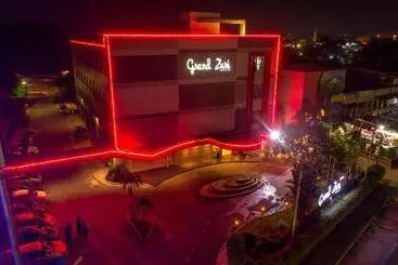 Grand Zuri Hotel Duri