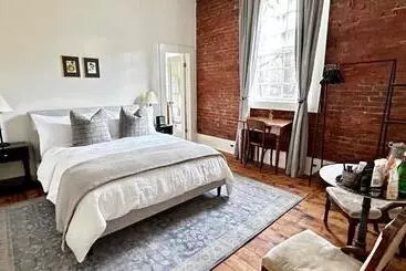 Imperial Hotel + Restaurant