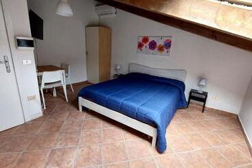 B&b Don Peppe  Don Ilario