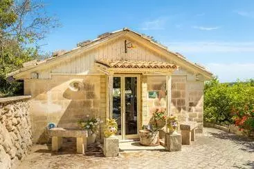 Mökkimajoitus Agriturismo Val Di Noto