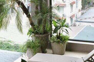 هتل D Lecia Ha Long