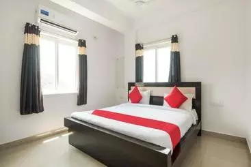 Hotel Oyo 75496 New Srk Delights