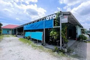 ホテル Penginapan Mba Ros