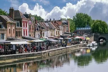 Auberge Hôtelière Auberge De Jeunesse Hi Amiens