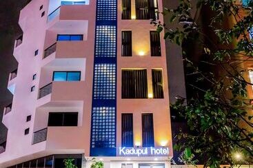 هتل Kadupul