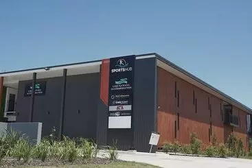 Hotel Lake Kawana Accommodation