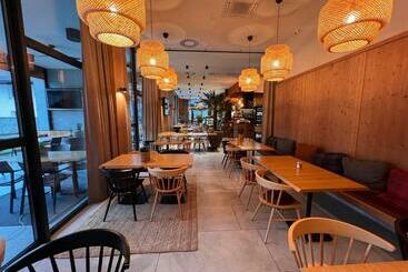 בית מלון כפרי Na Vasi Restavracija In Prenočišča