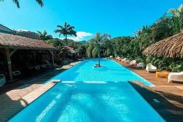 هتل آپارتمان Kawan Bay Suites