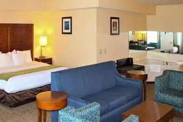 Отель Comfort Inn & Suites St Louis   Chesterfield