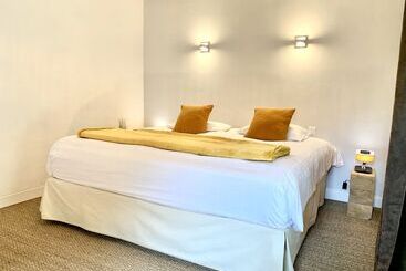 Otel Hôtel Sports & Spa La Voile D Or