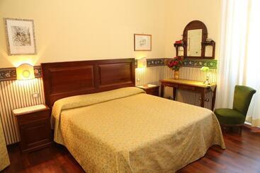 فندق B&b La Vetreria Almarù