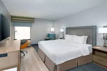 Отель Hampton Inn Hartford/airport