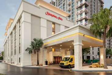 호텔 Hampton Inn Miami Dadeland
