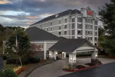 בית מלון כפרי Hampton Inn & Suites Alpharetta