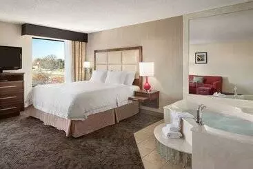 Отель Hampton Inn & Suites Detroit/sterling Heights