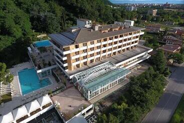 Отель Terme Millepini