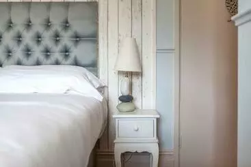 ペンション Lulworth Lodge