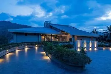 Resort Niraamaya Retreats Samroha Athirappilly