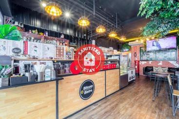 Отель Oyo 75306 Spice Guest House