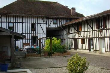 بنسيون La Sente Des Vignes