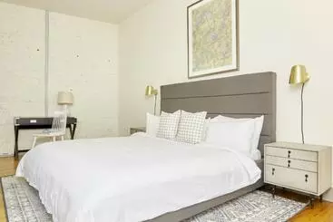 Huoneistohotelli Sonder Ellis Square