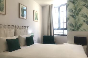 بنسيون Royal Guesthouse