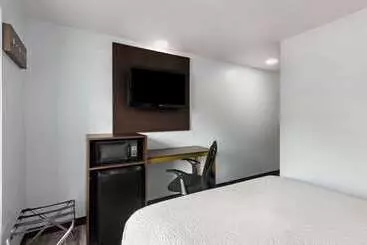 Hotel Super 8 By Wyndham Harbison/parkridge Hospital