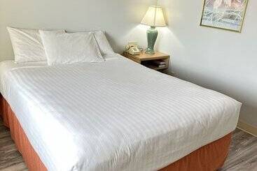 Microtel Inn & Suites By Wyndham Gallup   Pet Friendly