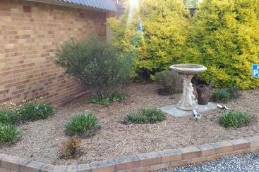 Motel Tally Ho Motor Inn