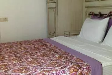 Pensión Losta Sahil Evi 2