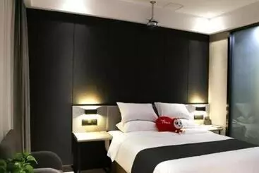 Hotelli Thank Inn Plus Jiangsu Taizhou Renmin Hospital