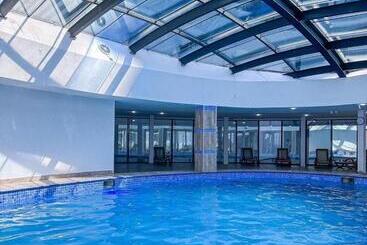 تختخواب و صبحانه Orbi Residence