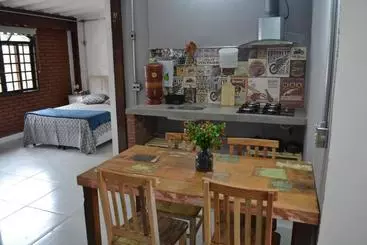تختخواب و صبحانه Studio House Loft