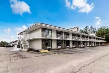 هتل Studio 6 Lagrange