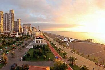 Aparthotel In Orbi Sea Towers