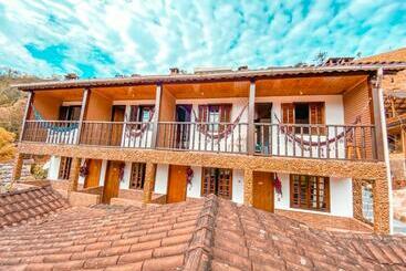 ペンション Pousada Cantinho Da Montanha