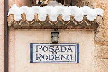 بنسيون Posada Del Rodeno